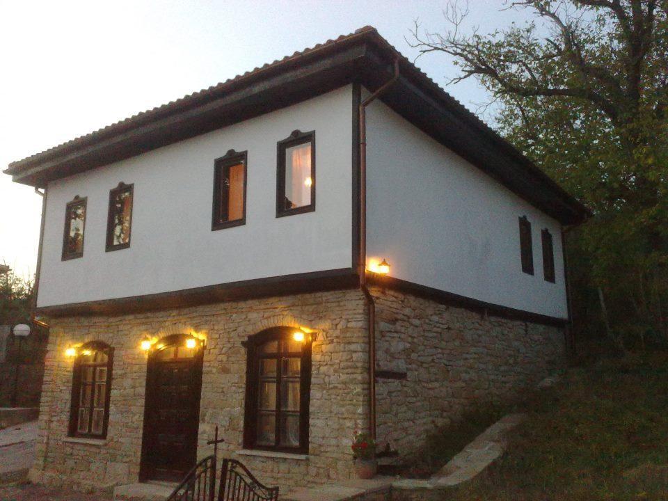 Staroto Shkolo House - Rooms For Guests Съботковци Екстериор снимка